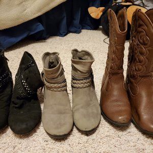 Girls size 1 boots - 3 pairs